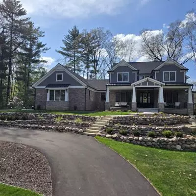 Front yard boulder retaining wall