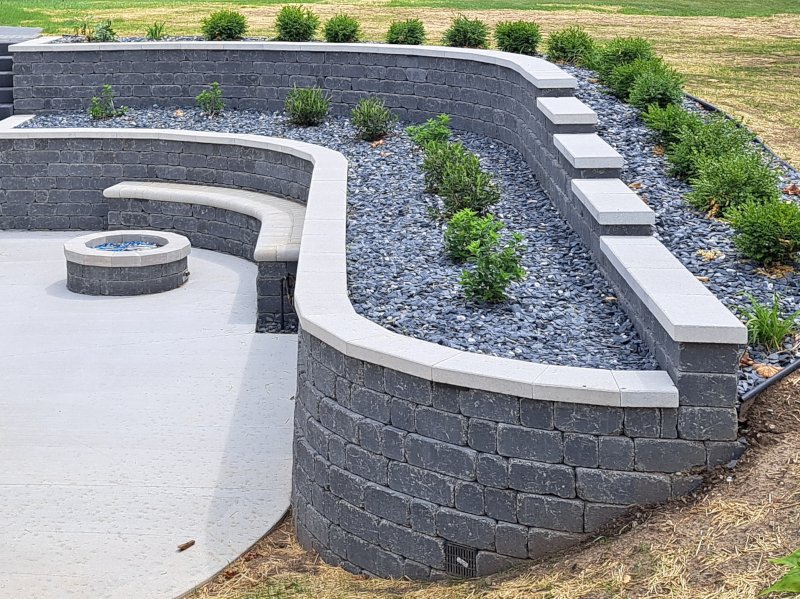block retaining wall contractors near me
