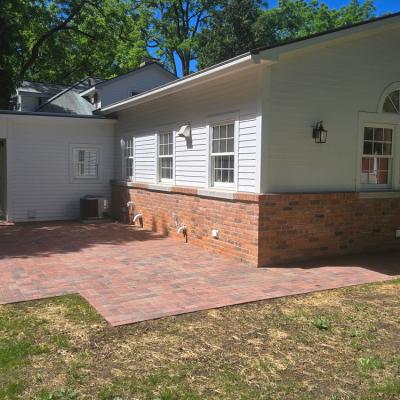 Fendt brick paver patio
